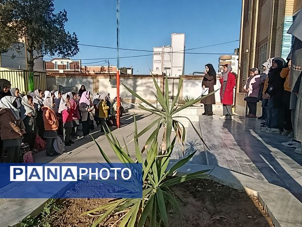 معرفی کاندیداهای شورای دانش آموزی در دبستان شهید ترابی 