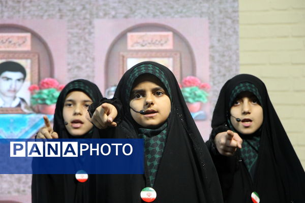 یادواره شهدا هنرستان فنی انقلاب اسامی یزد