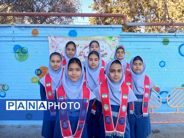 مراسم صبحگاهی در مدرسه دخترانه بنت الهدی صدر۲ 