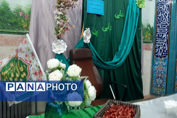 جشن ولادت امام علی(ع) در مدرسه شهید آقچه‌لو رباط‌کریم
