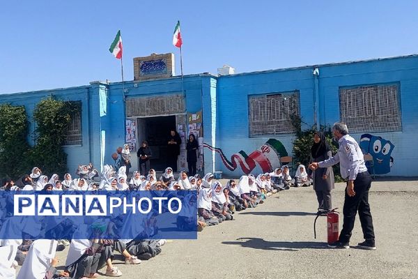 بزرگداشت روز آتش نشانی در فریمان