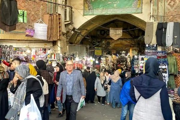 اتحادیه‌ها، واحدهای صنفی و بازارهای تهران امروز فعال هستند