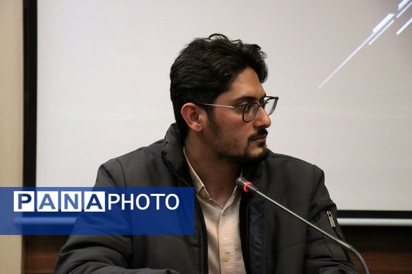 نشست هم‌اندیشی خبرنگاران خراسان رضوی با سردبیر خبرگزاری پانا