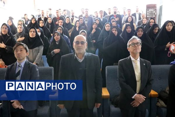 نشست هم‌اندیشی معلمان ژاپنی و یزدی