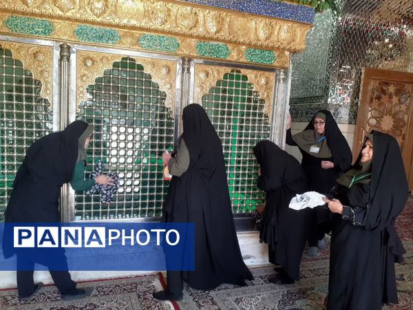 حلول ماه مبارک رجب جلوه‌ای از بندگی و خدمت در باغمزار