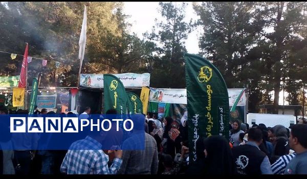 حضور پرشور دانش‌آموزان بیرجندی در اجتماع غدیر
