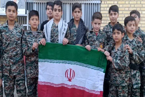 شهدای دانش‌آموز دفاع مقدس قهرمانانی هستند که تاریخ را ساختند