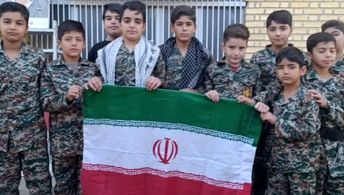 شهدای دانش‌آموز دفاع مقدس قهرمانانی هستند که تاریخ را ساختند