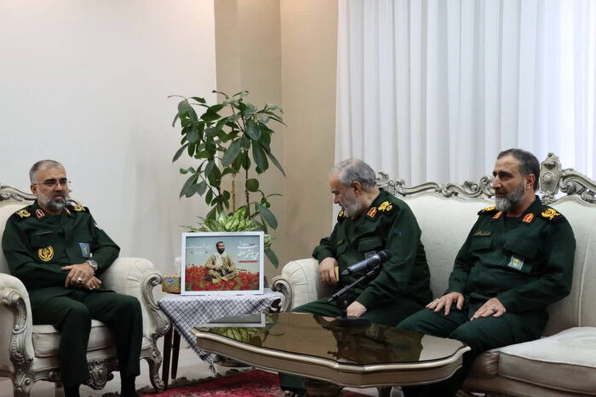 دیدار جانشین فرمانده کل سپاه با خانواده شهید تازه تفحصشده گلستان