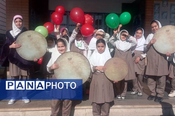 از انار تا لبخند؛ یلدای دانش‌آموزی