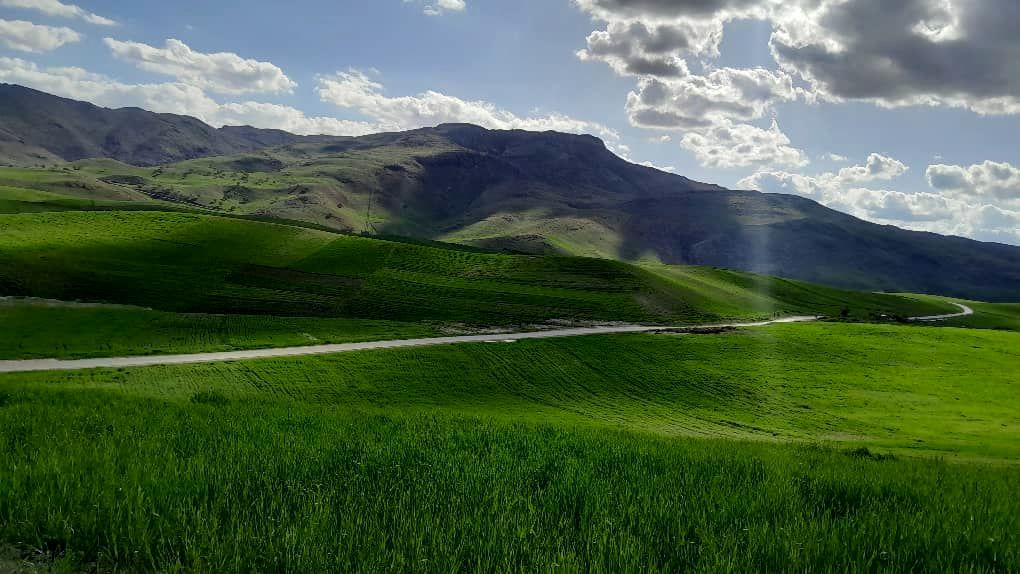 جاذبه‌های گردشگری روستای دوازده‌ امام 