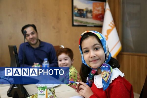 تقدیر از ۳۷ نفر از فرزندان همکاران سازمان ساماندهی مشاغل شهری