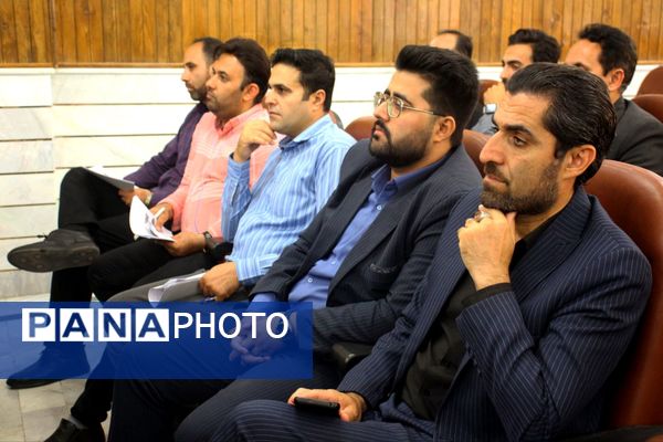 نشست توجیهی پروژه‌های نهضت توسعه عدالت آموزشی و تربیتی غرب استان سمنان