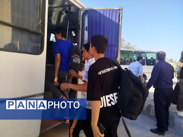 روزی با نشاط و عالی برای دانش آموزان دبیرستان نمونه دولتی دانش