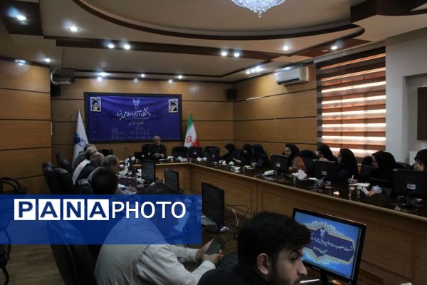 نشست خبری رئیس دانشگاه آزاد اسلامی یزد با اصحاب رسانه