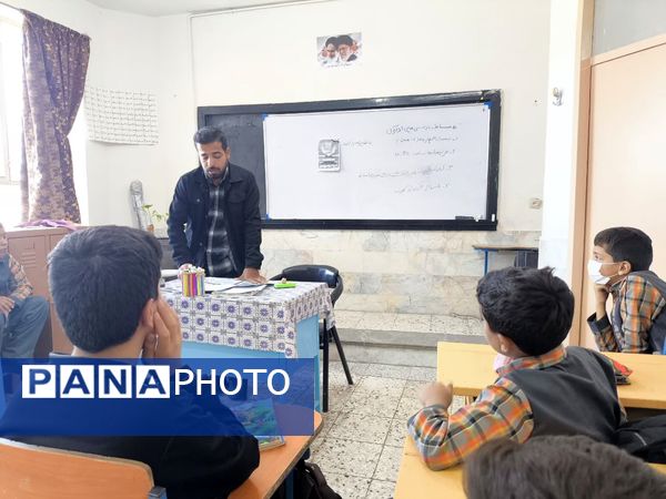 مسابقه درس‌هایی از قرآن گامی برای ترویج فرهنگ و سبک زندگی قرآنی در بین دانش‌آموزان دبستان شهید پسندیده فدافن