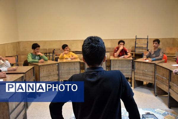  شبی به یادماندنی برای دانش آموزان دبیرستان شهید دکتر رمضانخانی یزد