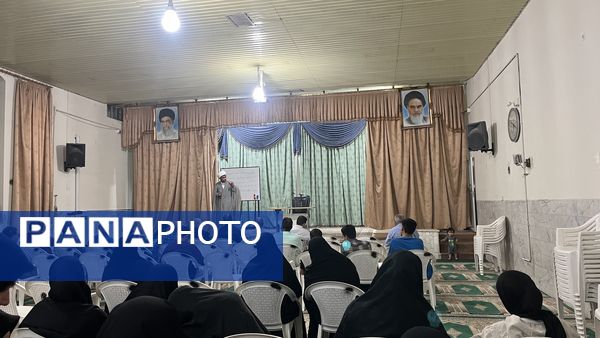 برگزاری دوره آمورشی طرح اندیشه اسلامی «دانا» در اشکذر
