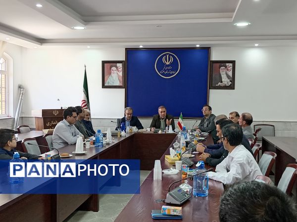 دورهمی صمیمی خبرنگاران با فرماندار شهرستان جعفرآباد قم