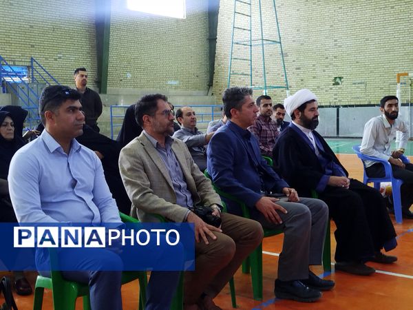اعزام کاروان تجهیزات ورزشی - بهداشتی مهر بانشاط به مدارس فاروج 