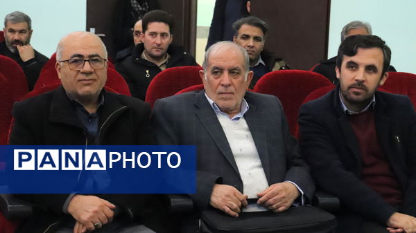 دومین روز دوره تربیت مربیان جدید الورود تشکیلات پیشتازان سازمان دانش‌آموزی