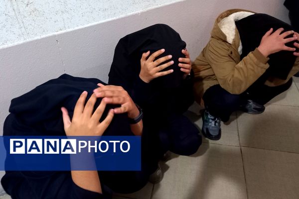 مانور زلزله در دبیرستانه دخترانه شاهد فیض ناحیه 3 شیراز