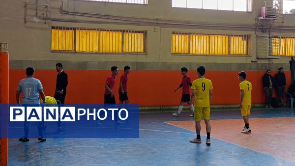 رقابت پرشور فوتسال مدارس ملکان با حضور ۸ تیم