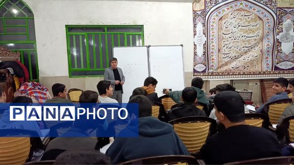  حضور مسئولان آموزش و پرورش در جمع معتکفین دانش‌آموز یاسوج