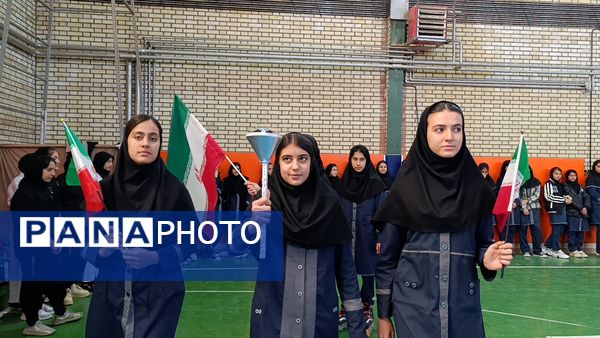 آغاز المپیاد ورزشی درون‌مدرسه‌ای در مدرسه مرضیه ملکان همزمان با سراسر کشور