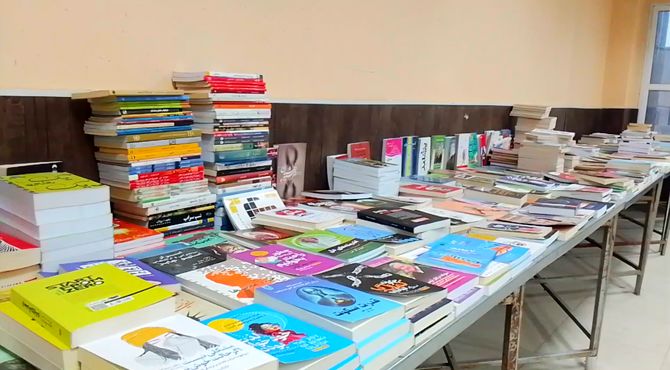 برپایی نمایشگاه و فروشگاه بزرگ کتاب در شهرستان دیواندره 