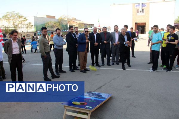 همبستگی در قامت ورزش
