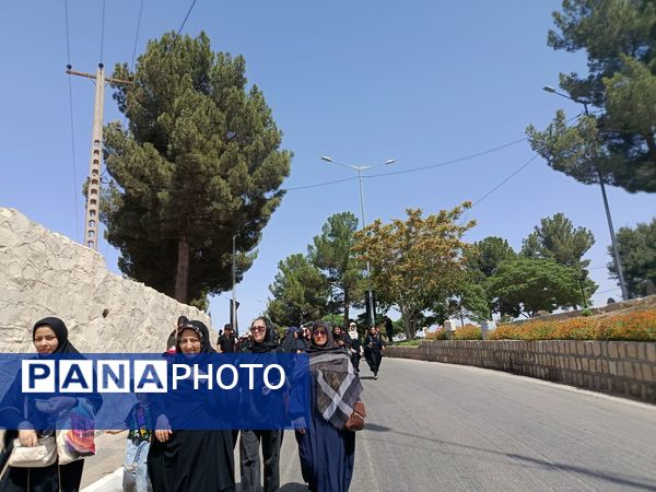 مراسم جاماندگان اربعین در شهرستان نیشابور همراه با برنامه های متنوع برگزار شد 
