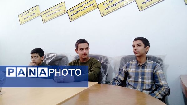 جلسه فرمانده واحد های بسیج دانش‌آموزی در شهرستان خلیل‌آباد