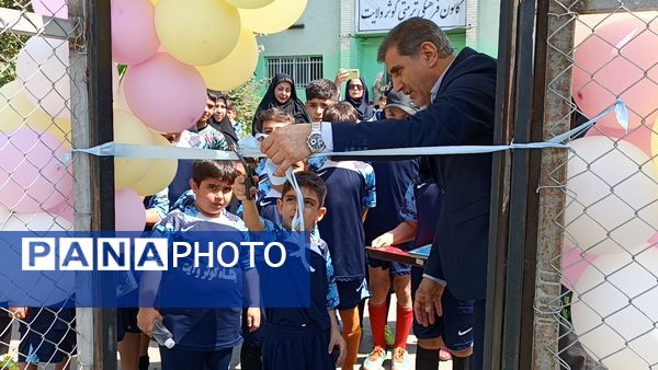  افتتاح زمین چمن پروژه میدان همدلی در کانون کوثر ناحیه ۴ کرج