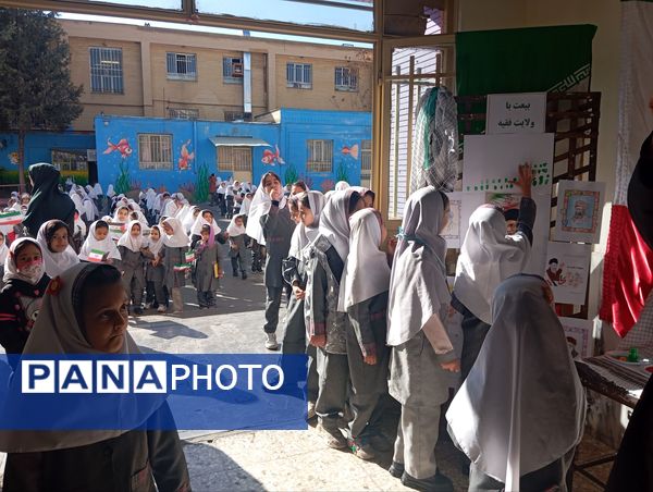 گرامیداشت حماسه ۹ دی ماه در دبستان دخترانه نرجس یک 