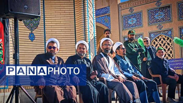 نمایش اقتدار بسیج با حضور مسئولین کشوری