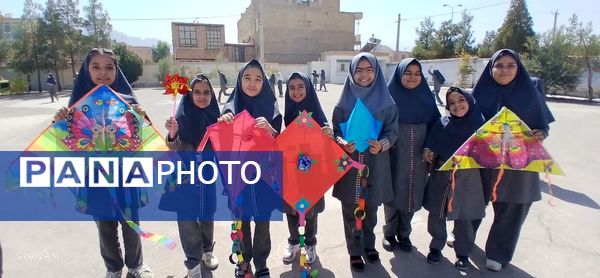 جشن روز کودک در دبستان علمدار تفت