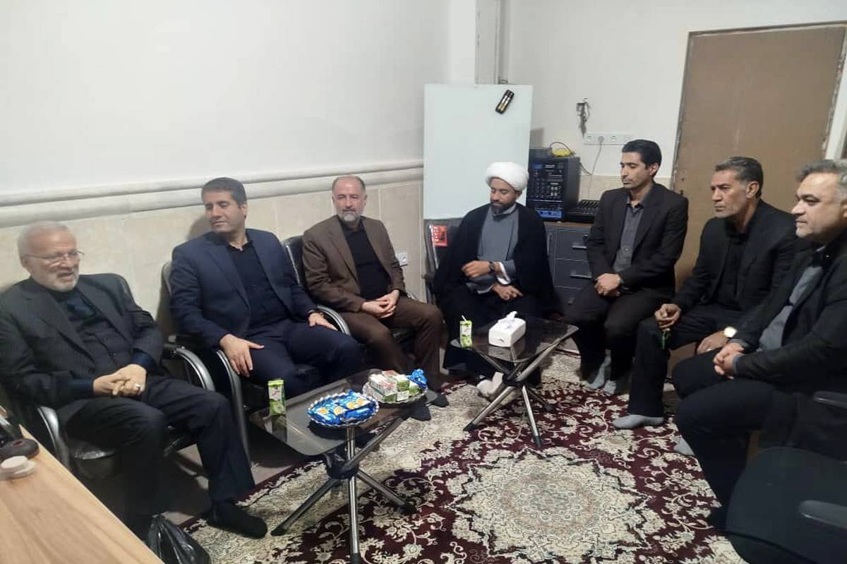 هیچ دانش‌آموزی نباید به دلیل کمبود امکانات از پیشرفت باز بماند