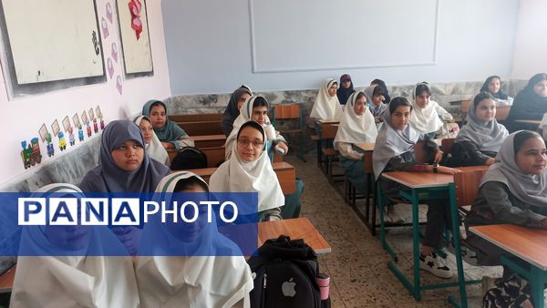 بوی علم و بوی دانش درهوای دبستان لطیفه