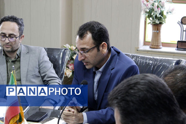 نشست جمع بندی بازدید‌های پروژه مهر از شهرستان‌های گرمه و جاجرم