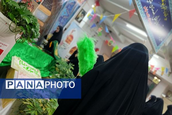 حضور خادمین آستان قدس رضوی در مدرسه شاهد کوثر رباط‌کریم به مناسبت دهه کرامت
