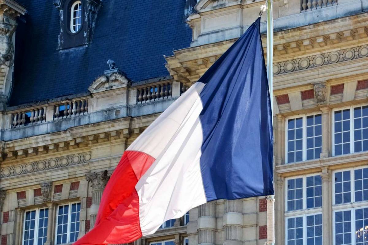 وزارت خارجه فرانسه: بارو و عراقچی در پاریس دیدار می‌کنند