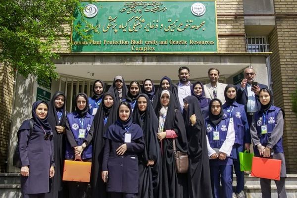  کشاورز باید آگاهی کامل برای استفاده از سموم برای مبارزه با آفات کشاورزی داشته باشد