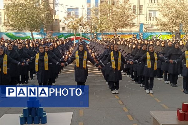 افتتاحیه جشنوارهی بازیهای مهارتی-ورزشی در مدرسه زهرهوند قرچک