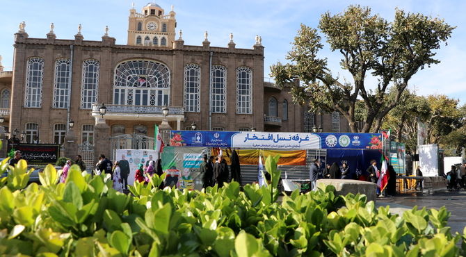 سیزدهم آبان در میدان ساعت؛ فصلی که دانش‌آموزان تبریزی ورق زدند