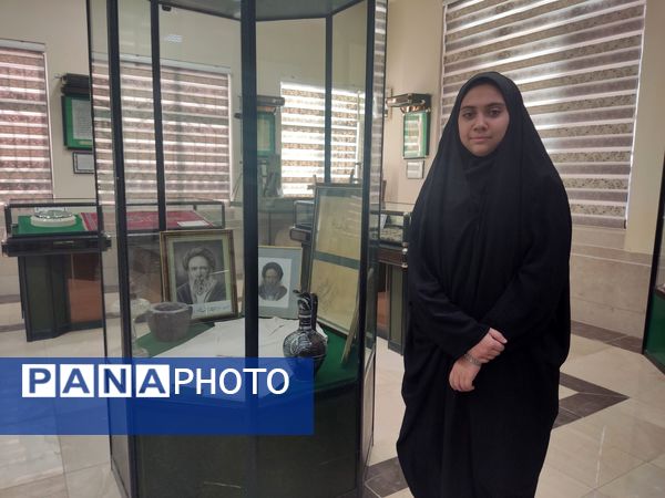 هفته کتاب خوانی در آرامگاه شهید مدرس