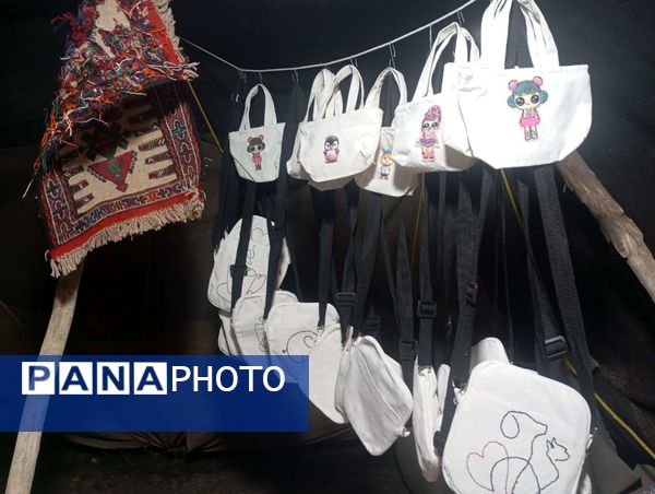  برپایی سیاه چادر بومی محلی در فاروج