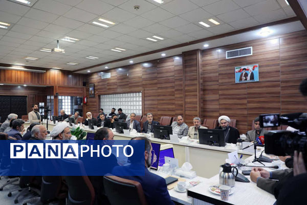 تحلیف اعضای هیئت منصفه جرایم سیاسی و مطبوعاتی استان خراسان رضوی