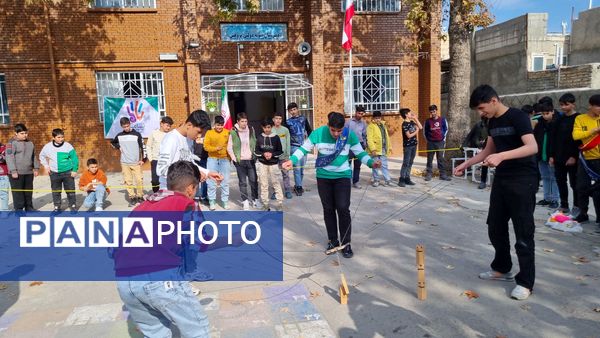 لیگ مدرسه‌ای بازی‌های تاما در دبیرستان نمونه دولتی پژوهش آشخانه 