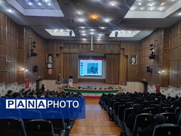 برگزاری دوره  دانش افزایی مربیان پرورشی و مشاوران جدیدالورود استان البرز
